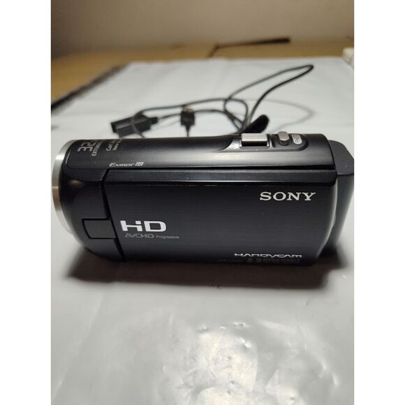 Sony Handycam HDR-CX220 Broken & Good For Parts - Picture 1 of 6
